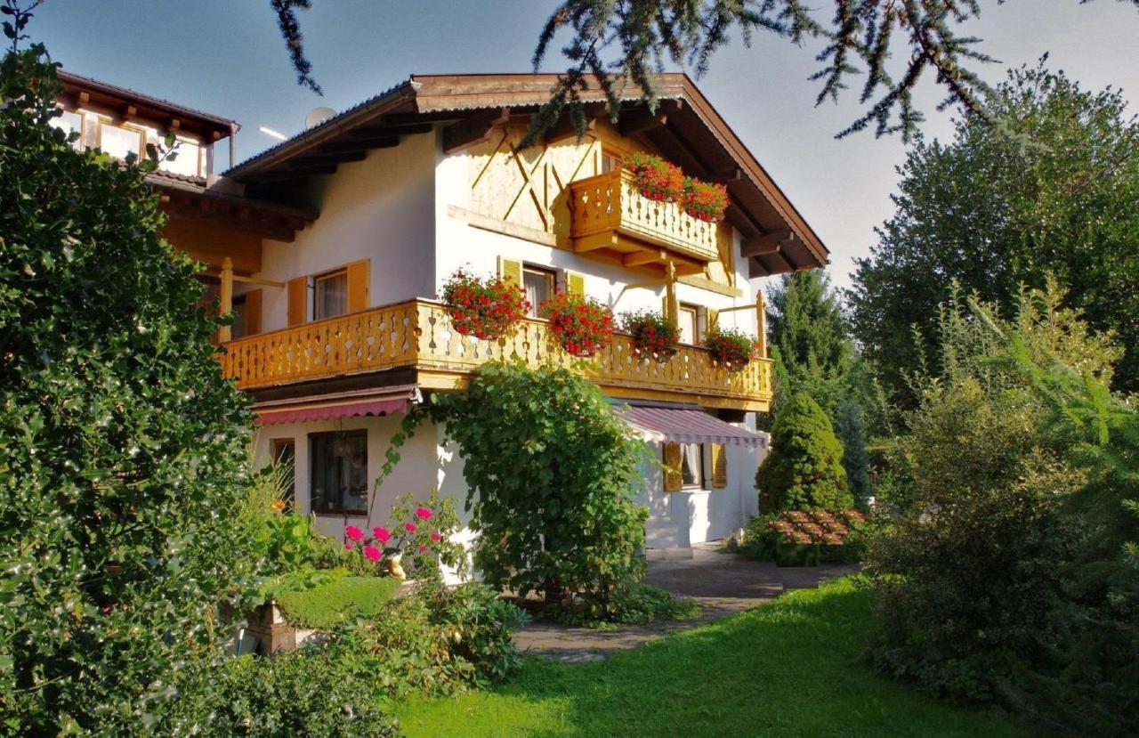 Gaestehaus Loedermann Garmisch-Partenkirchen Exteriér fotografie